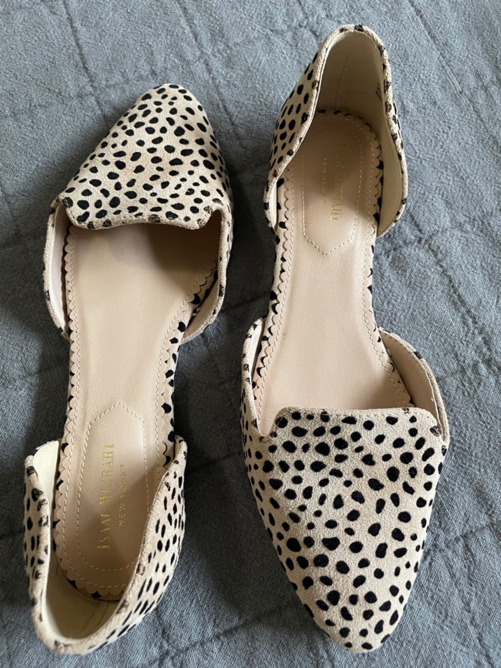 Isaac Mizrahi Beige and Black D'Orsay Leopard Flats